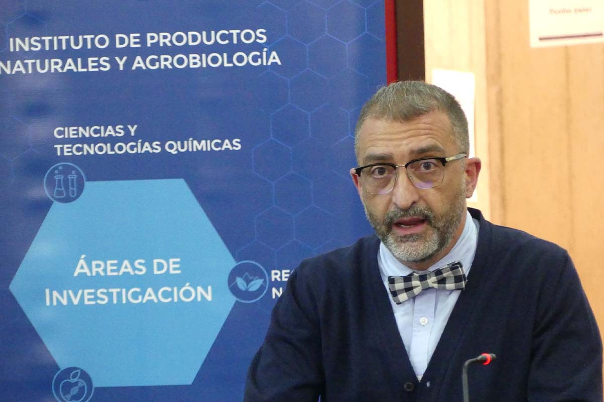 El catedrático de la UAH Alberto Escarpa recibe el premio a la excelencia investigadora de la Real Sociedad de Química 