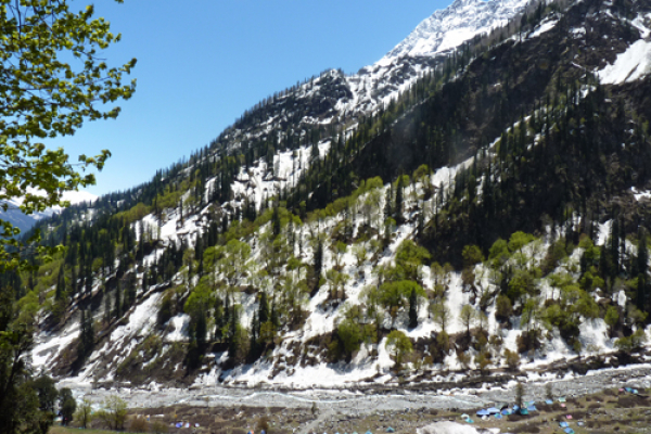 Un investigador de la UAH advierte que las avalanchas en el Himalaya van en aumento exponencial