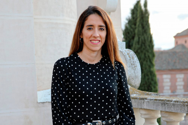 Elena Alcalde Peñalver, Premio Joven Investigadora 2019: ‘Es clave mantener la ilusión y disfrutar de la profesión’
