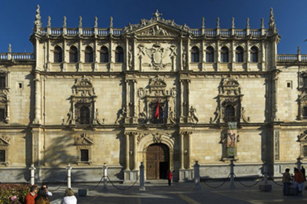 El Consejo de Gobierno de la Universidad de Alcalá se ha reunido de forma telemática