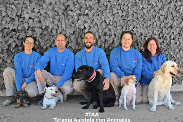 Charla sobre terapia asistida con animales, a cargo de la Fundación Canis Majoris