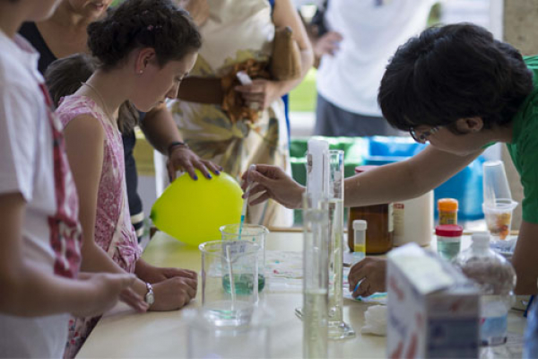 La UAH organiza la 17ª edición de ‘Química en acción’