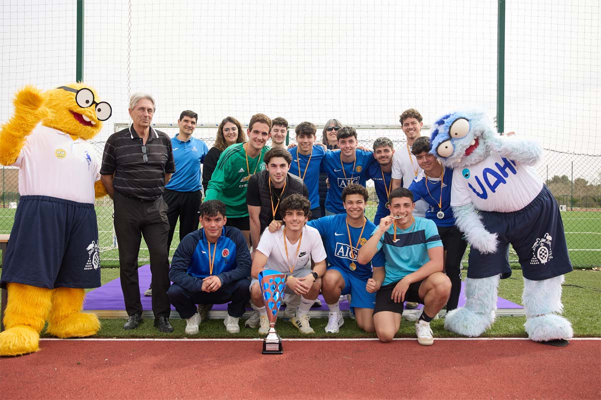 El equipo de CCAFYDE gana la Copa del Rector