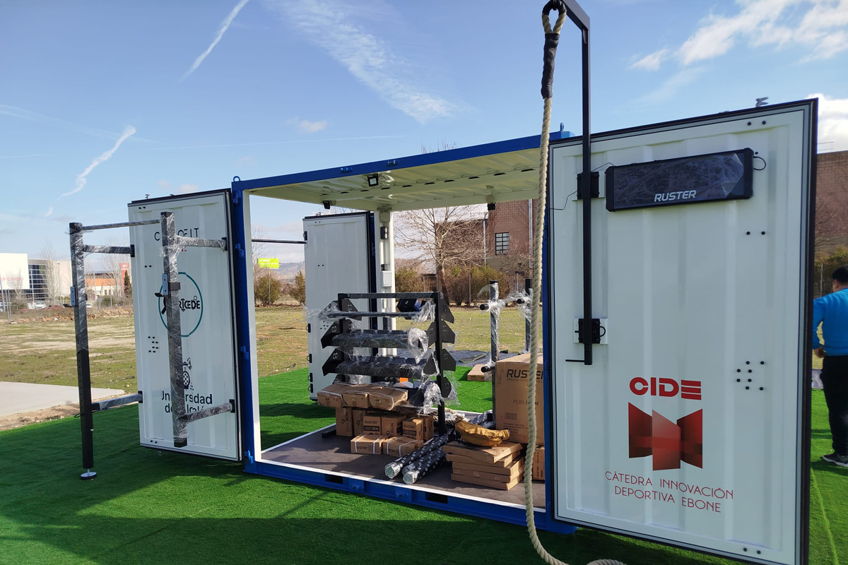 La UAH inaugura CUBOFIT, un nuevo espacio de innovación deportiva en el Campus Científico-Tecnológico