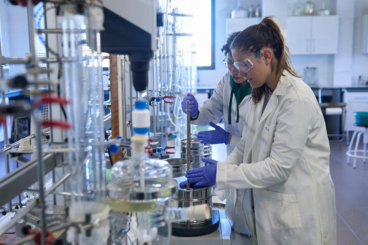 La Delegación de Estudiantes de BBSFIE impulsa Celánica, una Semana de la Ciencia abierta a toda la UAH 