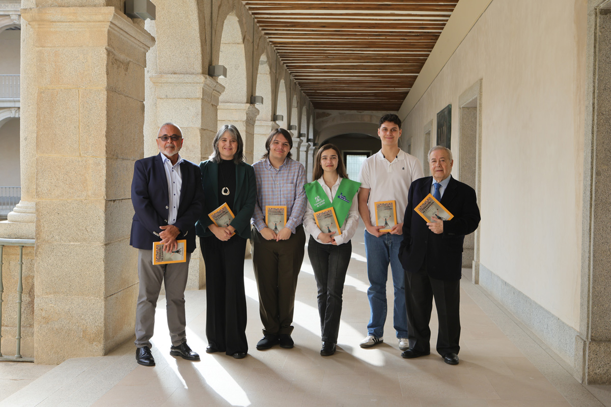 La UAH otorga a tres de sus alumnos con discapacidad las becas de la Fundación Fuensanta