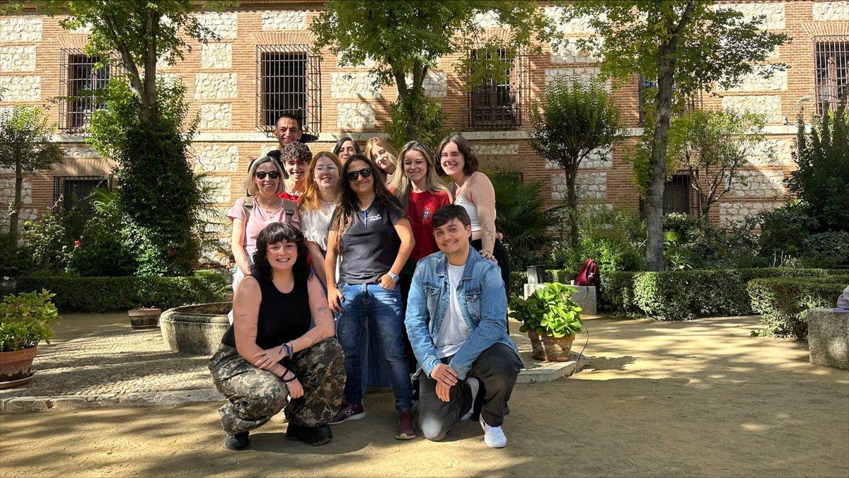 'Literatura clásica para fliparte en las cenas', un libro escrito por los alumnos del Grado de Humanidades de la UAH  