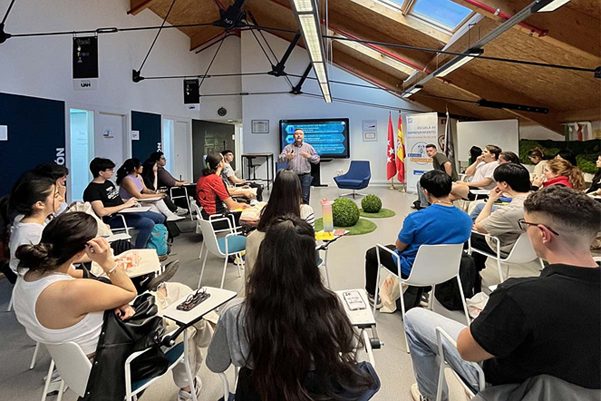 La Escuela de Emprendimiento abre sus puertas