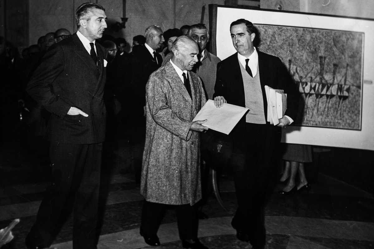 La Universidad de Alcalá presenta 'Estimado Luis, un comisario del siglo XX', una exposición sobre la figura de Luis González Robles