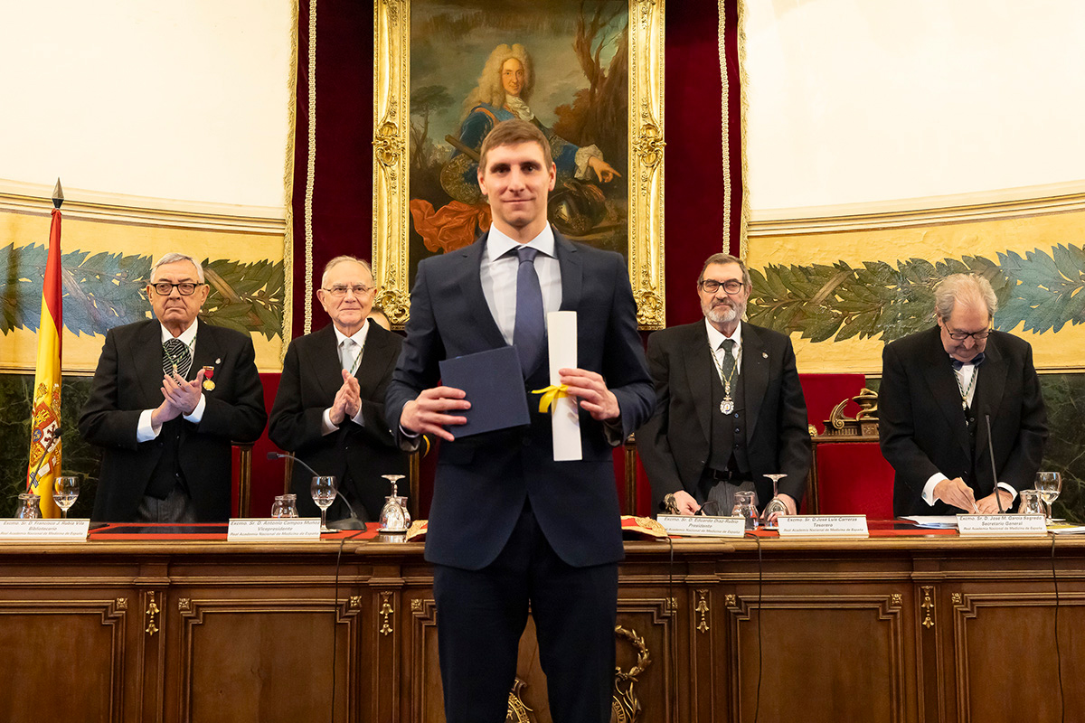 Un alumno de la UAH, reconocido por la Real Academia Nacional de Medicina de España como el mejor alumno del Grado 
