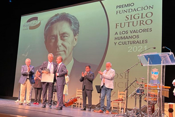 José Vicente Saz, entre los premiados por la Fundación Siglo Futuro