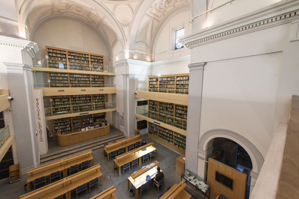 La Biblioteca de la UAH ofrece sus principales servicios en modalidad online