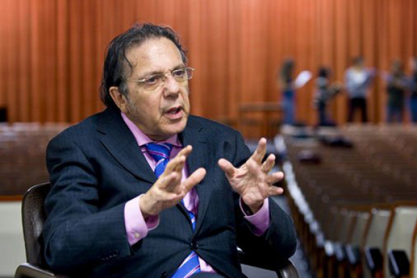 López Alonso: ‘he tratado toda mi vida de transmitir a mis alumnos ciencia y humanismo’